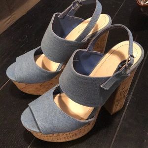 Platform cork heels